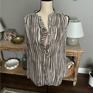 Banana Republic- sleeveless top size 8